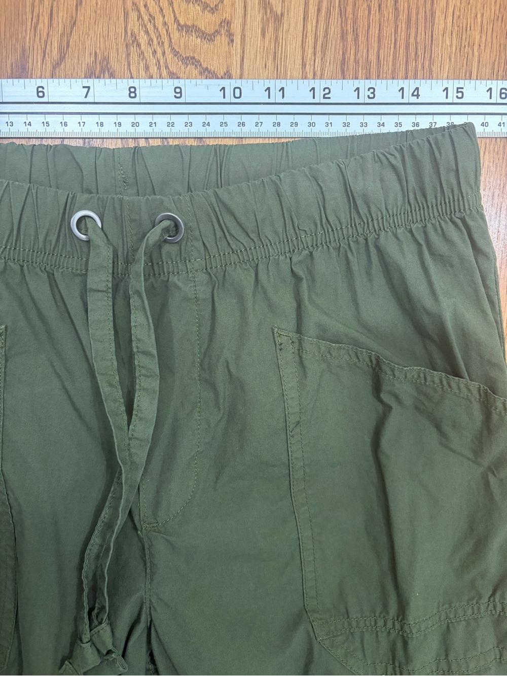 Aerie Avenue Baggy Cargo Utility Pant Olive Green (M/8) - Picture 13 of 15